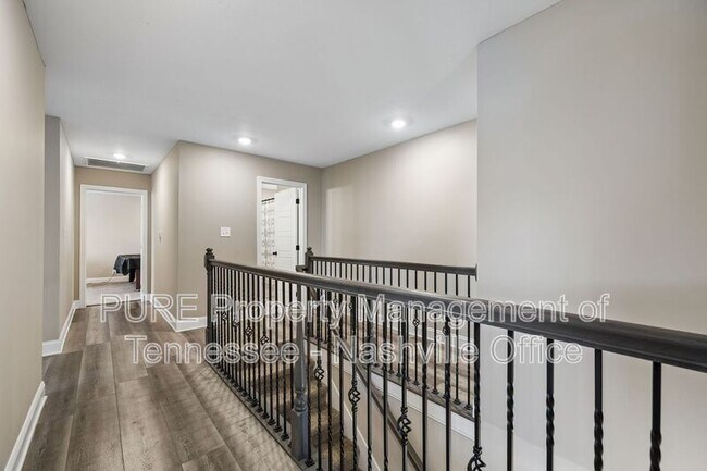Building Photo - 429 Crestwicke Ct