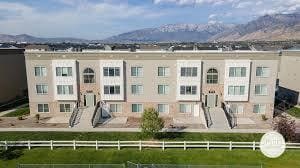 Building Photo - 784 E 500 S