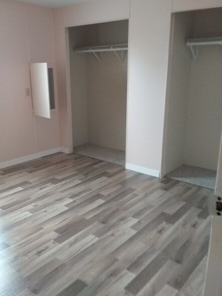 Building Photo - 156 Pinewood Terrace