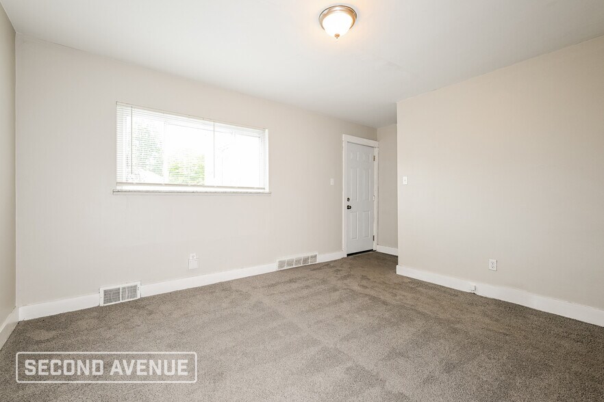 Building Photo - 1228 Eckert Rd