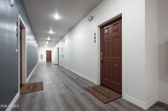 Building Photo - 207 S Beaver St