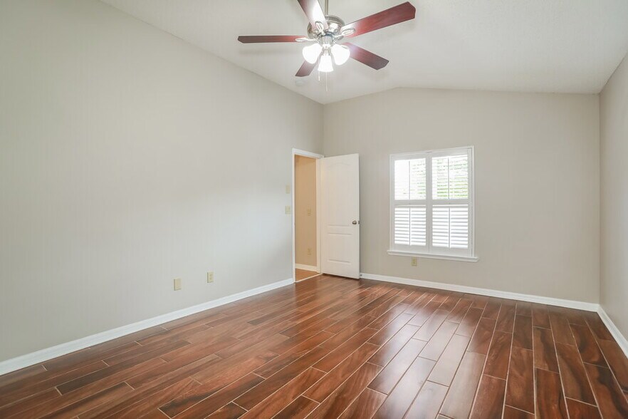 Building Photo - 1597 Austin Ln