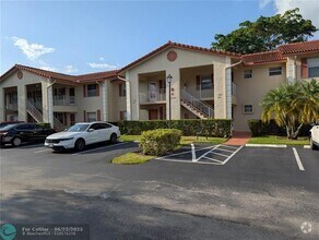 Building Photo - 3081 Holiday Springs Blvd