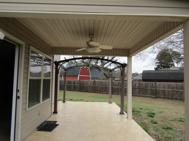 Building Photo - 908 Blane Ln