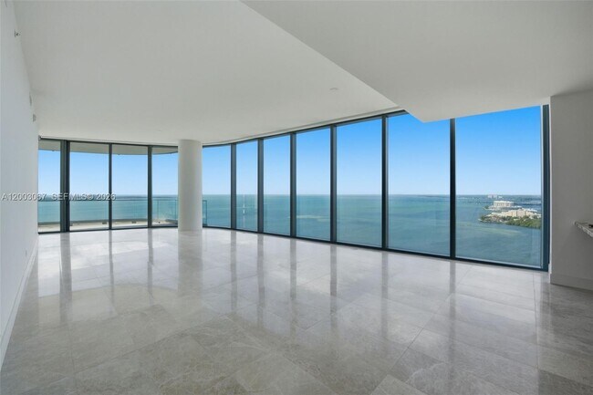 Building Photo - 175 SE 25th Rd