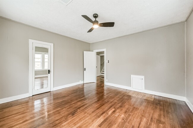 Building Photo - 2606 Oakdale St