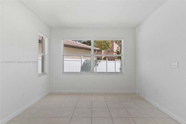 Building Photo - 3956 NE 11th Dr
