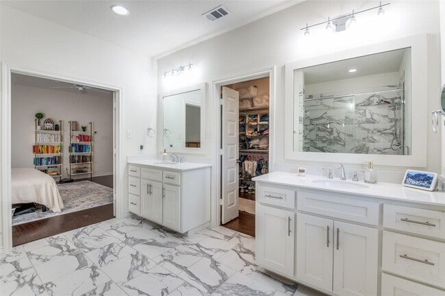 Building Photo - 5116 Slate St