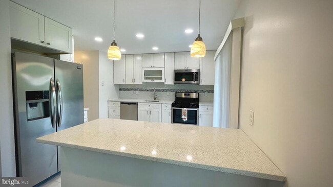 Building Photo - 5905 Baltimore Dr