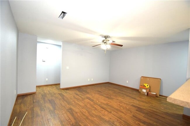 Building Photo - 132 Sage St