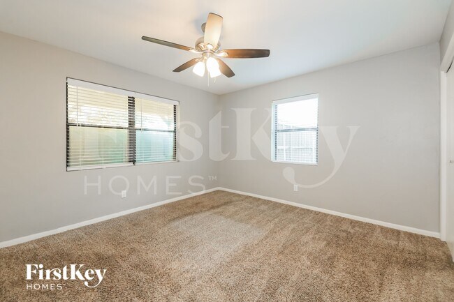 Building Photo - 2813 Silver Meadow Ln