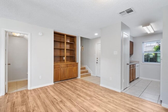 Building Photo - 8703 Schick Rd