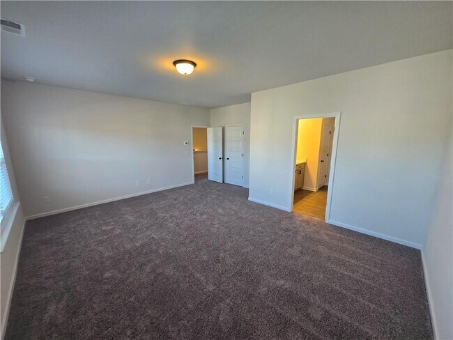 Building Photo - 705 Shetland Trl
