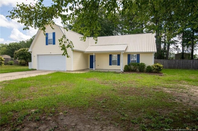 Building Photo - 300 Pageant Ct