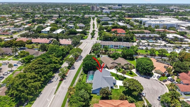 Building Photo - 1378 NW 13th Ct