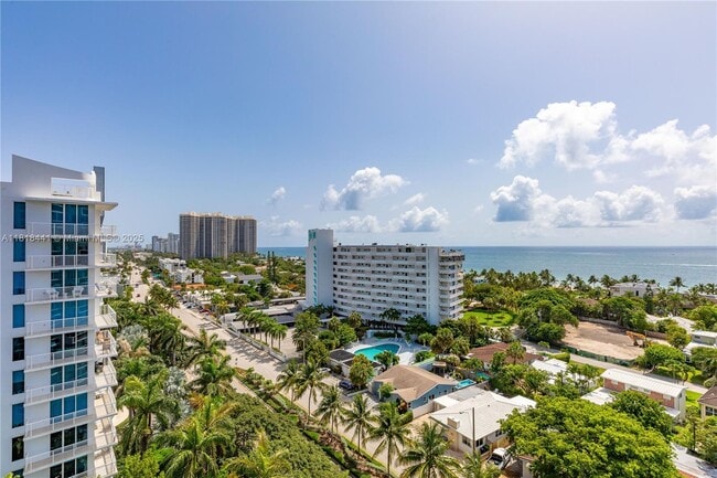 Building Photo - 2715 N Ocean Blvd