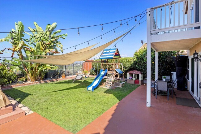 Building Photo - 3718 Via Las Villas