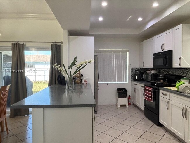 Building Photo - 28211 SW 136th Pl