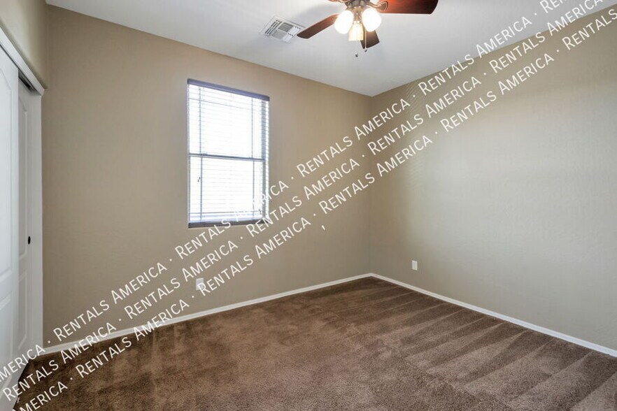 Building Photo - 1250 S Rialto