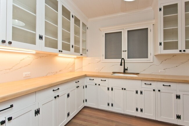 Building Photo - 3125 Huelani Pl