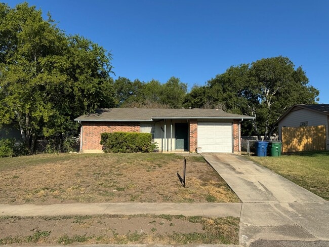 Building Photo - NICE 3 BR HOME W/ EASY ACCESS TO FT. SAM, ...