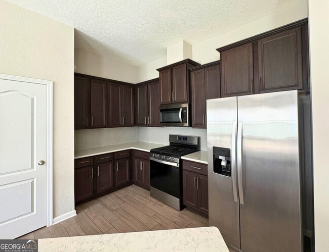 Building Photo - 312 Chinquapin Dr