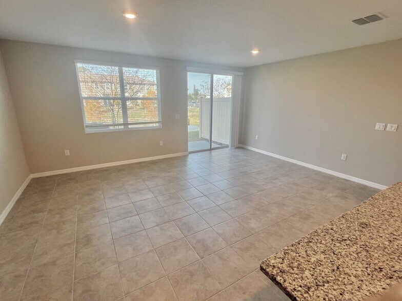 Building Photo - 17125 Blowfish Dr