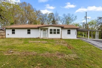 Building Photo - 2205 Island Blvd