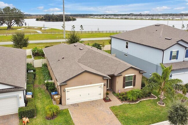 Building Photo - 5611 Barletta Dr
