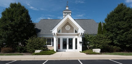 Building Photo - Copper Beech Bowling Green