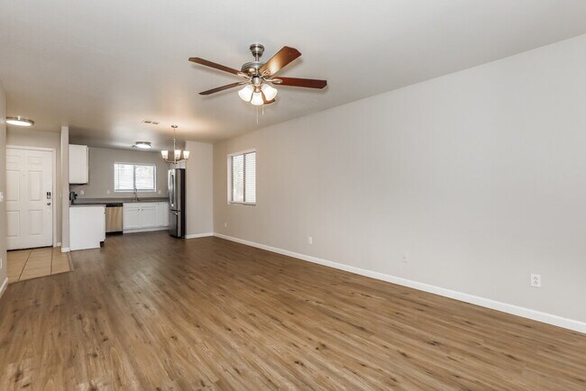 Building Photo - 1055 E Denim Trail