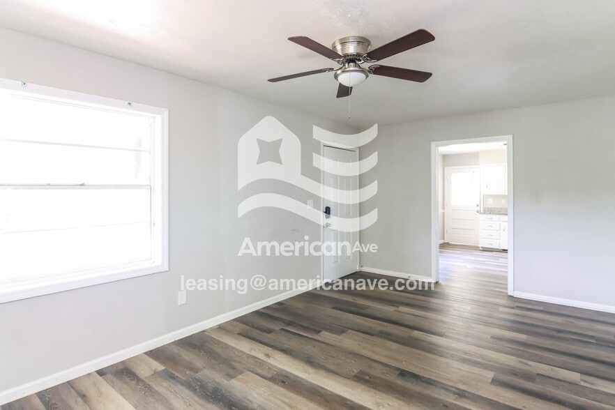 Building Photo - 2230 Danbury Dr