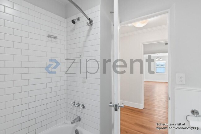 Building Photo - 96 Loyola Ave