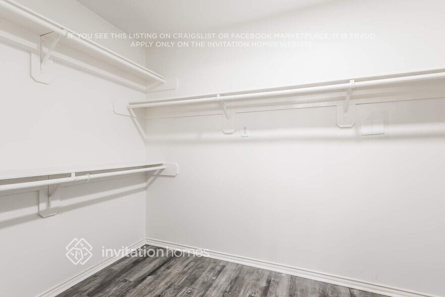 Building Photo - 15414 Misty Dawn Tr