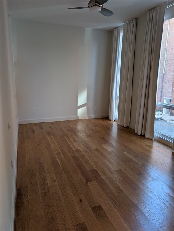 Building Photo - 537 E 2nd St