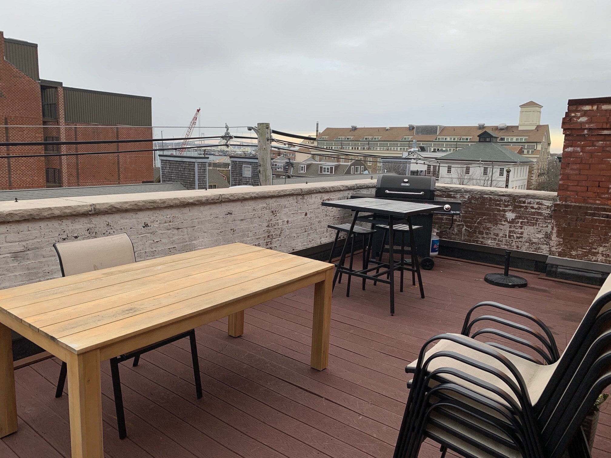 Building Photo - 378 Thames St