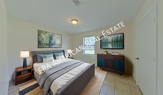Building Photo - 162 Twin Trees Dr