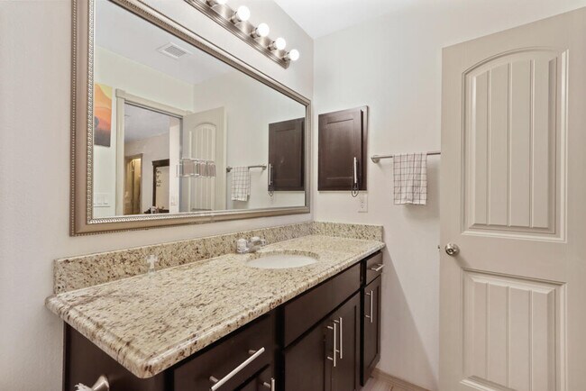 Building Photo - 12156 Mesquite Thorn Dr