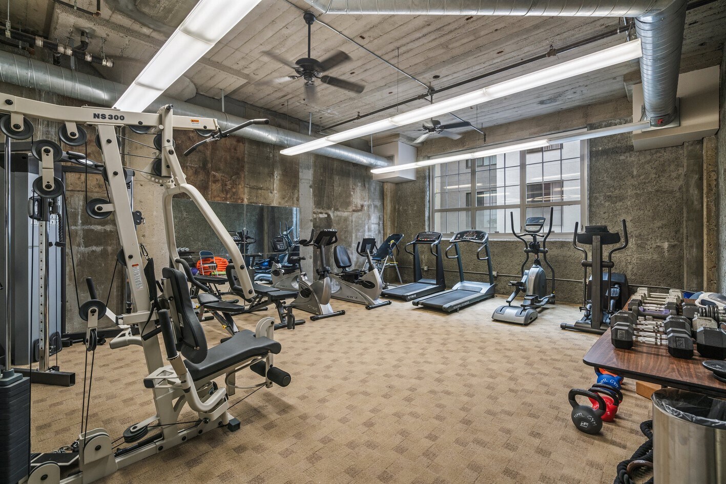 Building Photo - 201 4th St