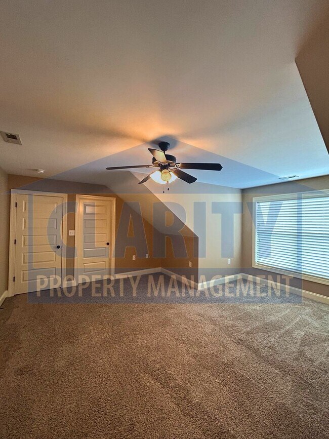 Building Photo - 109 Belle Chase Wy NE