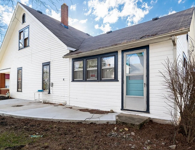 Building Photo - 111 E Jackson St