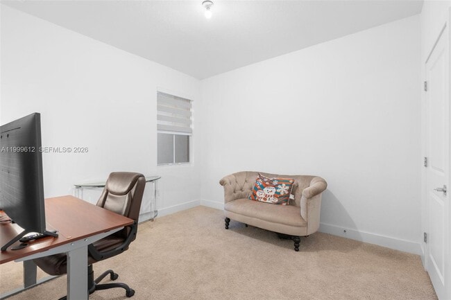 Building Photo - 110 SW 171st Wy