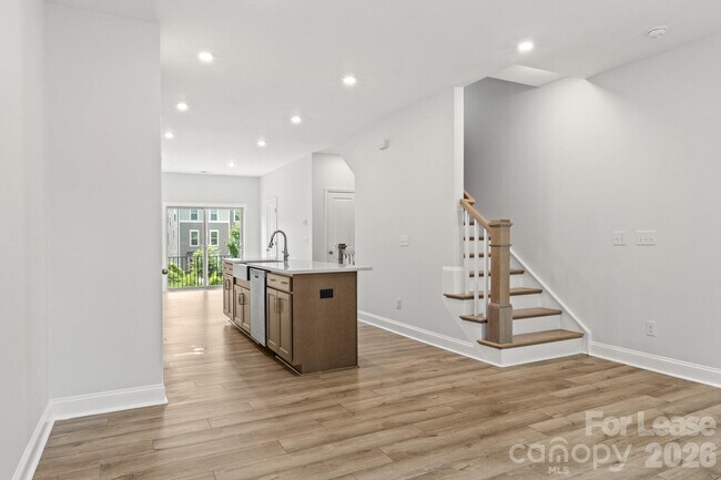 Building Photo - 120 Judson Ave
