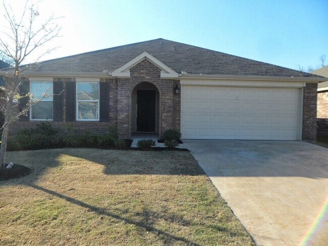 Primary Photo - 822 Bens Dr