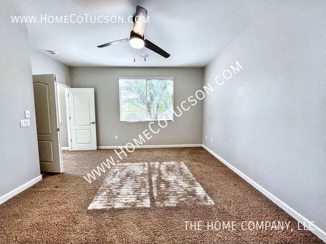 Building Photo - 12860 N Camino Vieja Rancheria