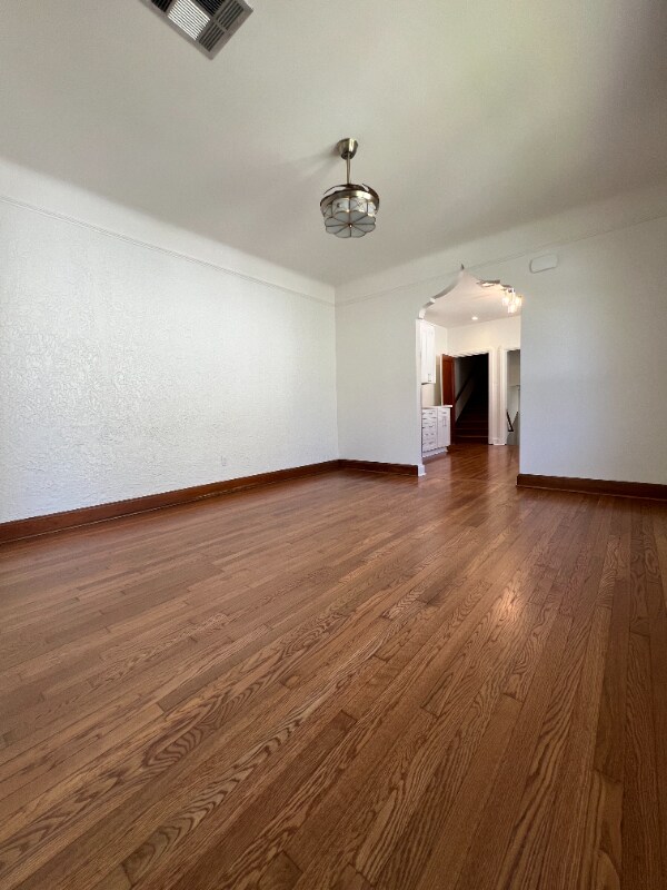 Building Photo - 224 Phosphor Ave