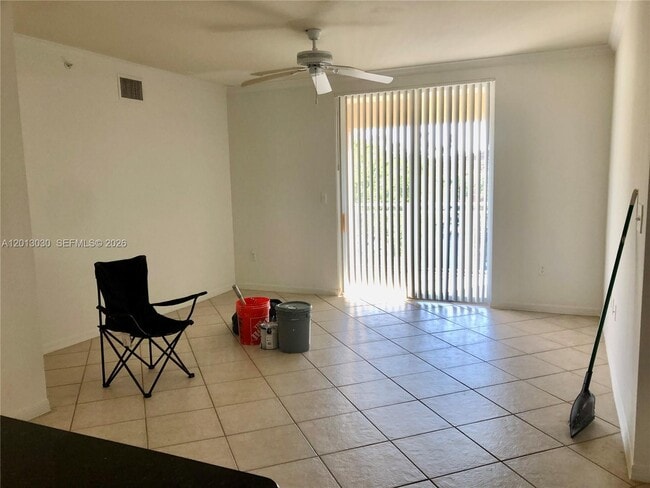 Building Photo - 6559 Emerald Dunes Dr