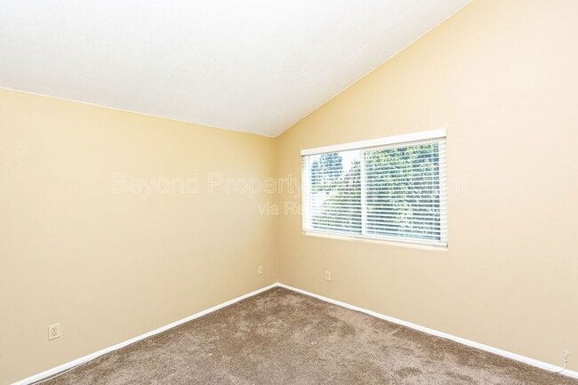 Building Photo - 7805 Tommy Dr