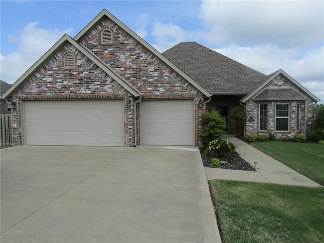 Building Photo - 4200 SW Rhinestone Blvd