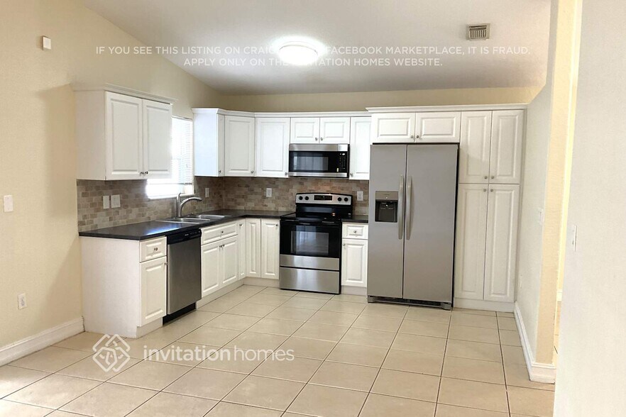 Building Photo - 7300 W 34th Ct
